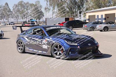 media/Oct-18-2025-Speed Ventures (Sat) [[8b3b7cf525]]/Around the Pits/